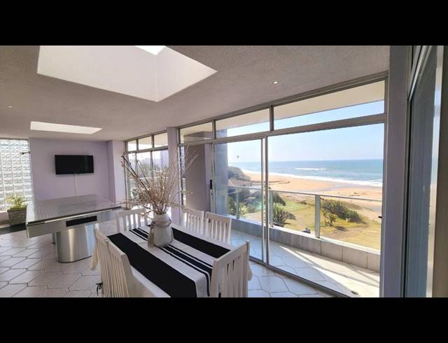 4 BEDROOM APARTMENT FOR SALE IN MARGATE BEACH
